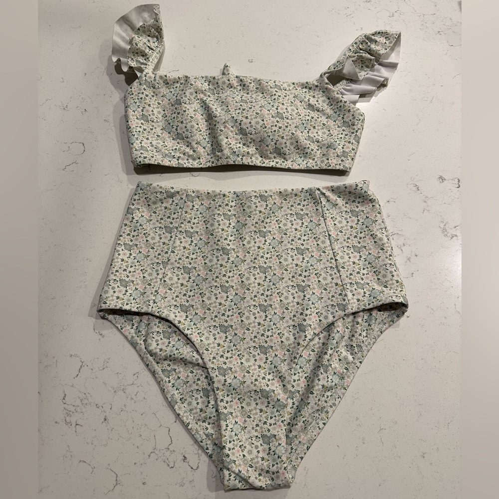 Floral Ruffle Bikini Set